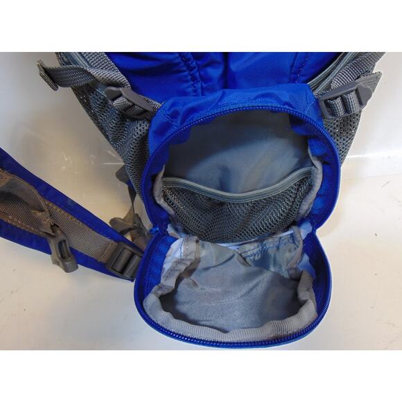 Camelbak Rogue Hydration Backpack Blue Cycling Running Hiking Water Bladder - Picture 6 of 10